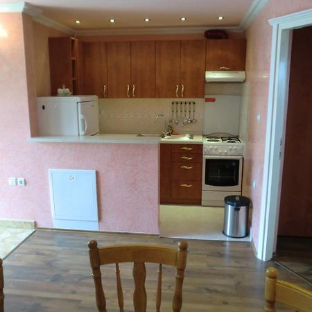 Apartments Markas Малинска Экстерьер фото
