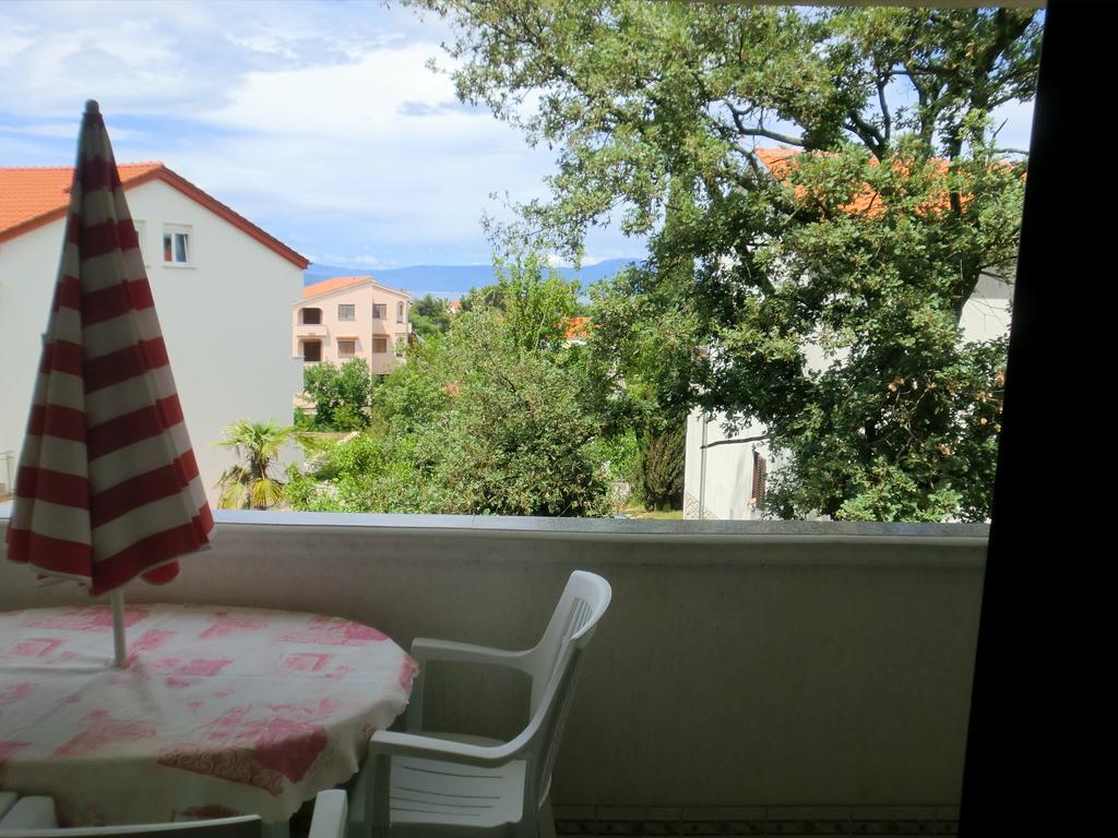 Apartments Markas Малинска Экстерьер фото